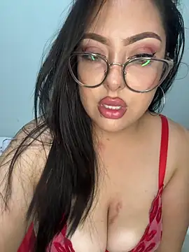 MileyGia Live XXX-Chat