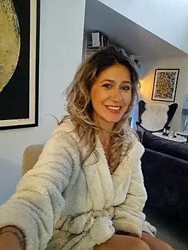 CelynaRoss élő XXX-chatje