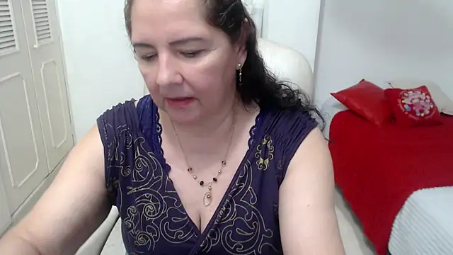leonela_69 Chat XXX live
