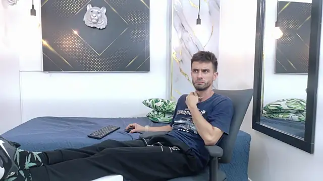 KingOfTemptation Live XXX-Chat