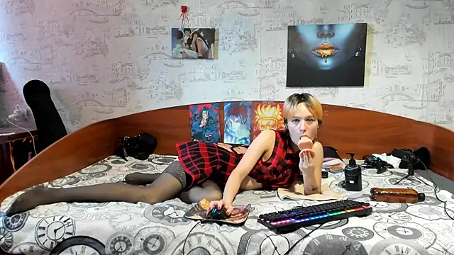 KagamiTayga's Live XXX Chat