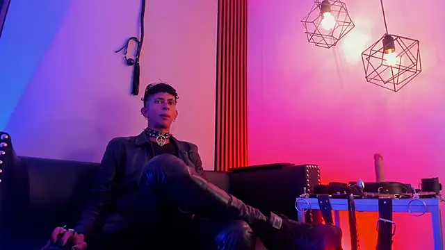 Maximoking26 webkamerás műsora