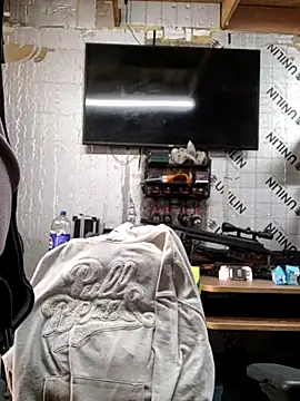IronedTitan Live XXX Chat