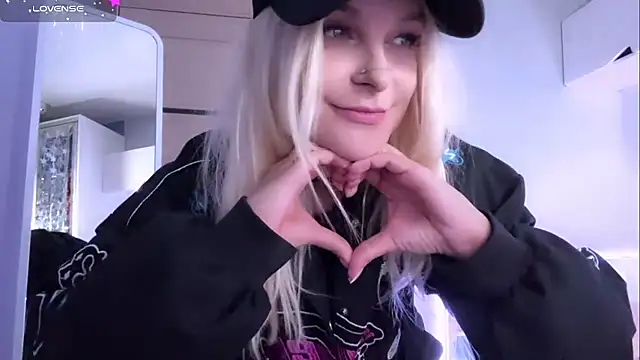 SashaRock's Live XXX Chat