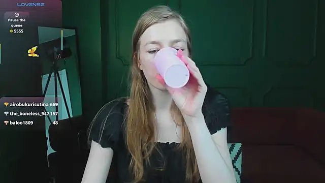 Chat XXX en directo de _Tina_Tayllor_