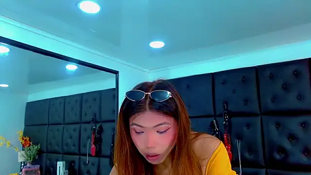 Cloelombard Live XXX Chat