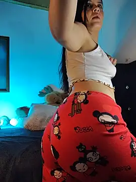 Czat XXX na żywo – HollyMoon_