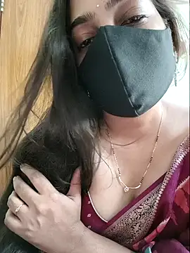 yoursana- Live XXX-chat