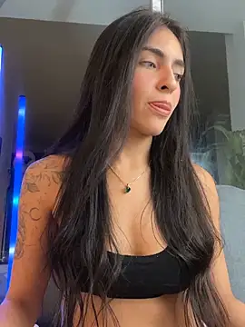 DaphneUwu's Live XXX Chat