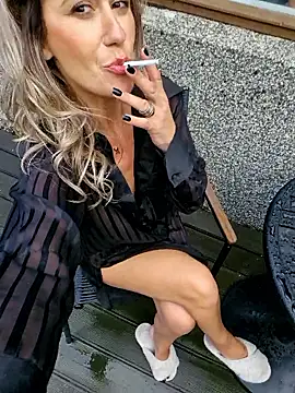 CelynaRoss' Live XXX Chat