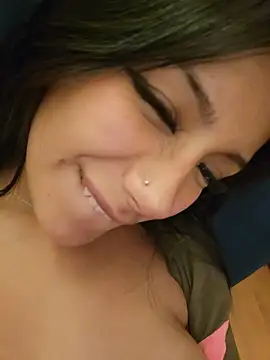 Chatroom XXX en direct de Lau1127