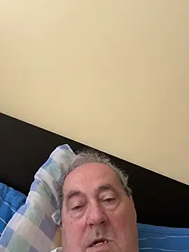 csikar Live XXX Chat