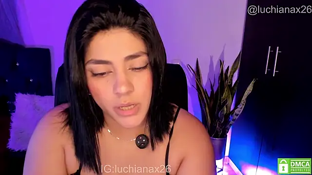 Онлайн чат XXX lucy26_