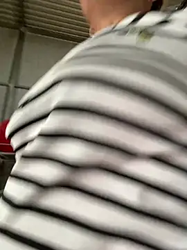 Linaannn's Live XXX Chat