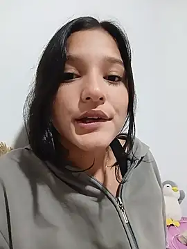 دردشة Sweet_Innocence_ الجنسية المباشرة