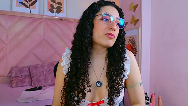 DemiJones_ Chat XXX in diretta