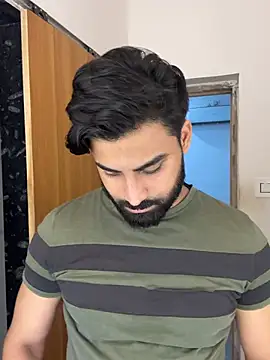 Royalboy_03's Webcam Show