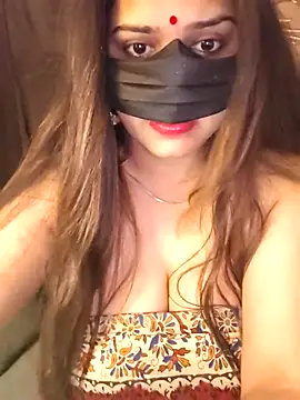 Raseele লাইভ XXX চ্যাট