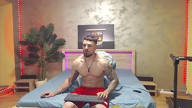 Tiberius_hunk Live XXX-Chat