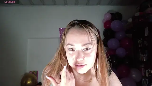 Chat +18 de Tammy_Parker ao vivo