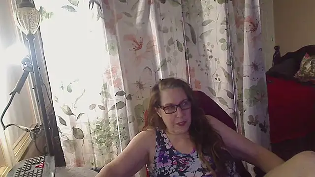 Ireallysquirt's Live XXX Chat