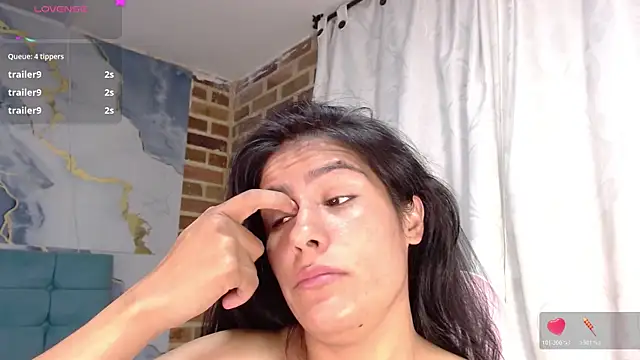 ailyngg Chat XXX live