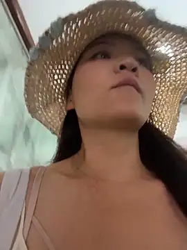 xiaochengzi505 即時 XXX 聊天