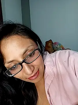 Онлайн чат XXX LucyCherry69