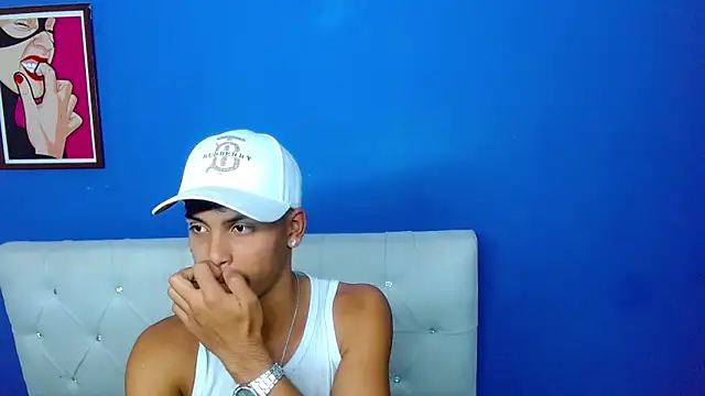 Angel_foxc13 – Naživo XXX chat