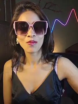 Chat +18 de Ivy_the_goddess ao vivo