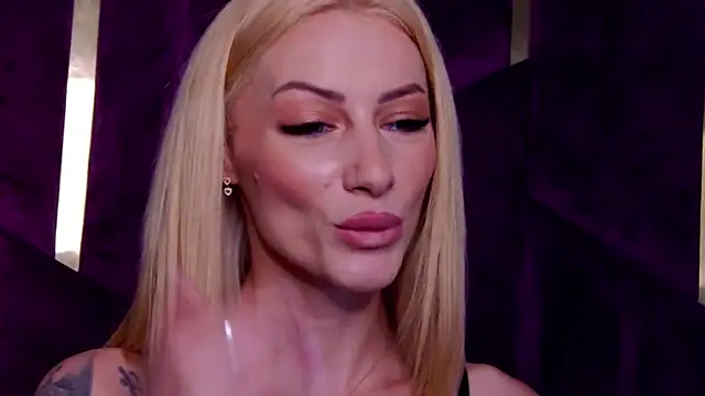 AngieShae 라이브 XXX 채팅