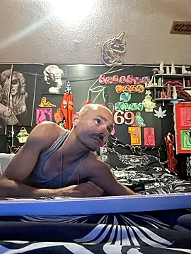 DaddyAndSplashQueen Show in webcam