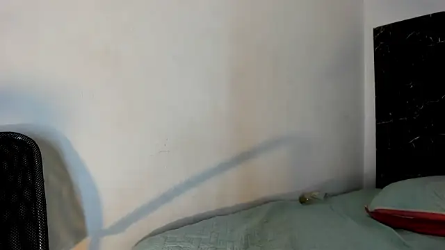Adrian_Wolf Chat XXX live