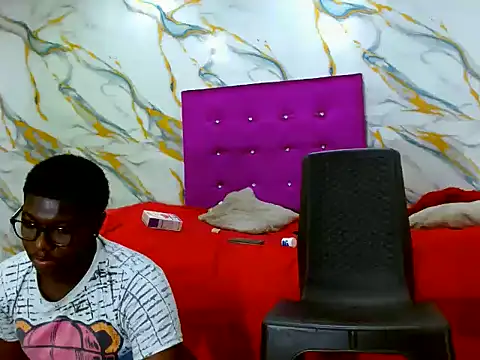 Chat XXX en directo de STEVEN-ANGEL