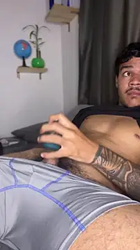 Ugh_Manuxn Live XXX chat