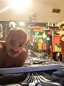 دردشة DaddyAndSplashQueen الجنسية المباشرة