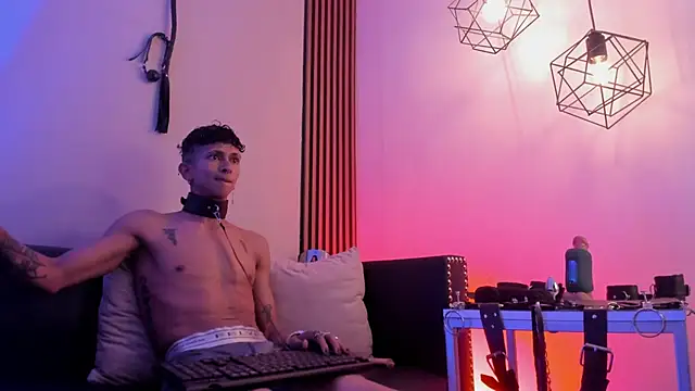 Maximoking26 – Naživo XXX chat