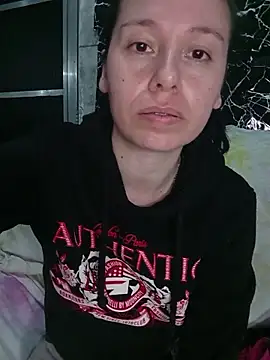 Venusluxodomme élő XXX-chatje