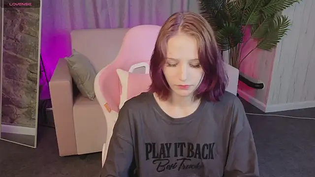 Chat +18 de AliceJohansone ao vivo