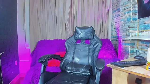 Chatroom XXX en direct de Diva_kmcc