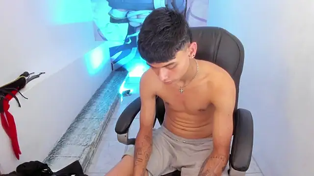 Tyger_Boyy 라이브 XXX 채팅