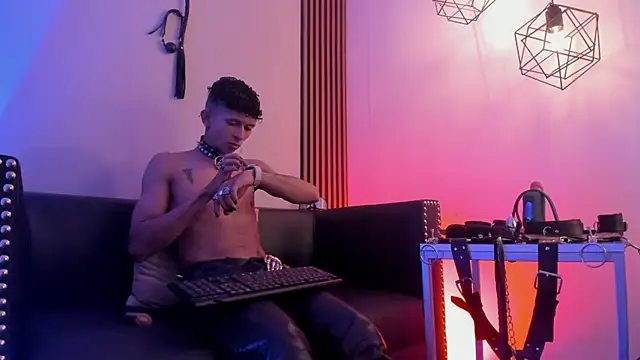 Živý XXX chat Maximoking26