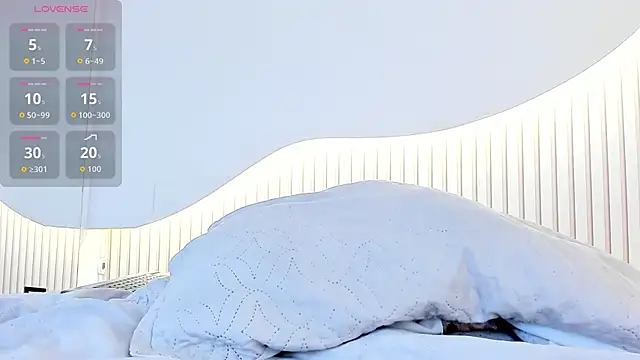 Lia_Guzman: онлайн-секс-чат