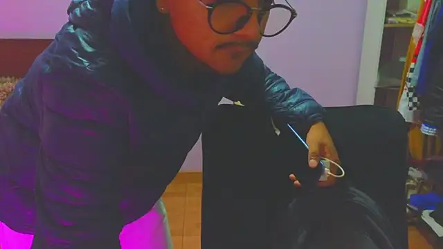 Chat +18 de simonsaid33 ao vivo