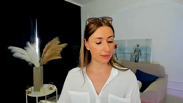 XXX chat uživo modela PassionGlow