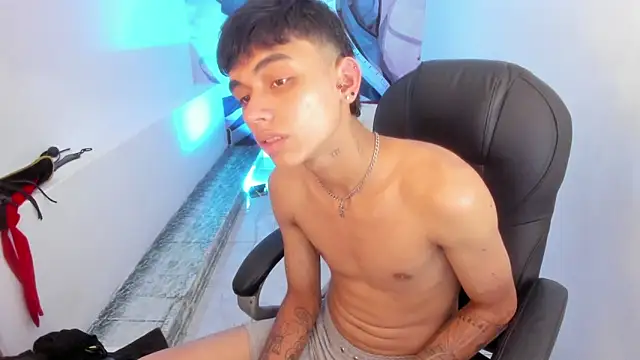 Tyger_Boyy – Live XXX-chat