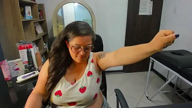 Sarah_Boobs_のライブXXXチャット