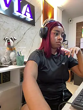 Kloe_rousse01 Chat XXX in diretta
