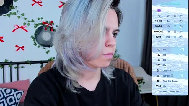 LiraBelle XXX чат на живо