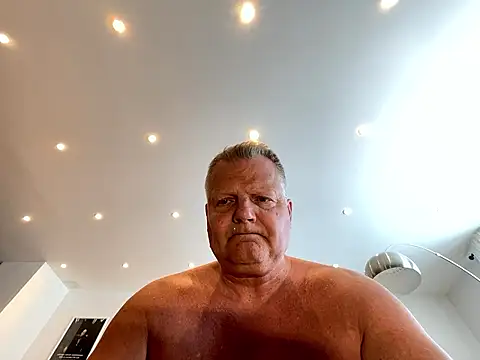 Chatroom XXX en direct de The_Oldbull